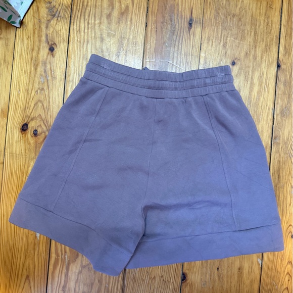 3 Pairs of Varley Shorts - Picture 8 of 10